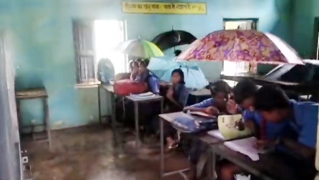 Water Leaking in Classroom 