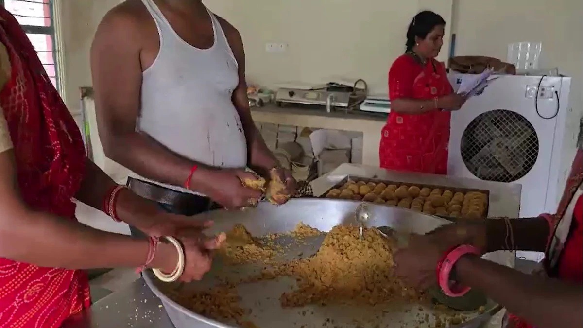 Salkanpur Mandir Prasad