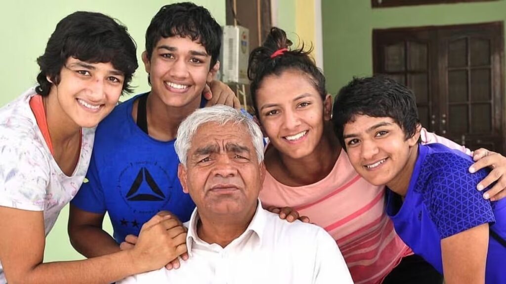 Vinesh Phogat, Mahavir Phogat, Uncle, Mahavir angry with Vinesh