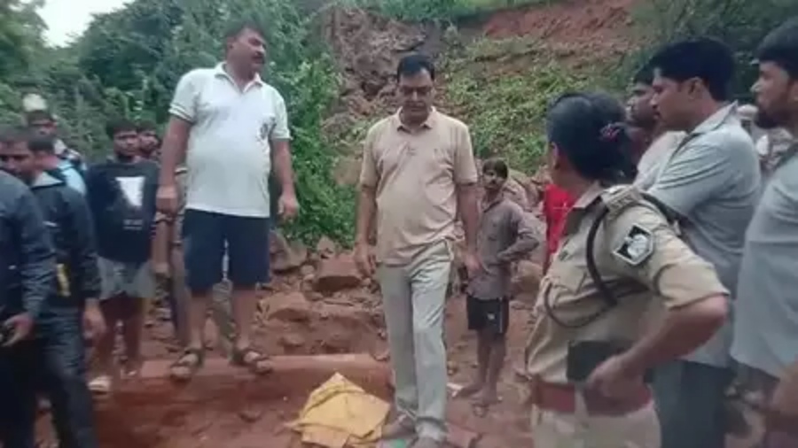 datia wall collapse 3