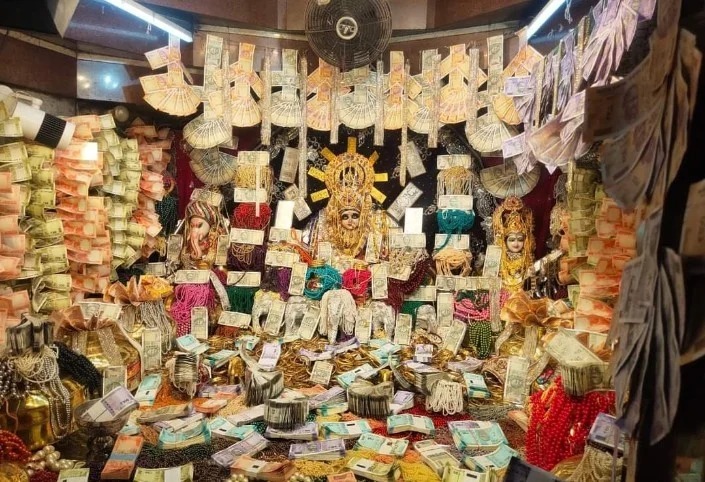 Mahalaxmi Mandir Note Decoration 