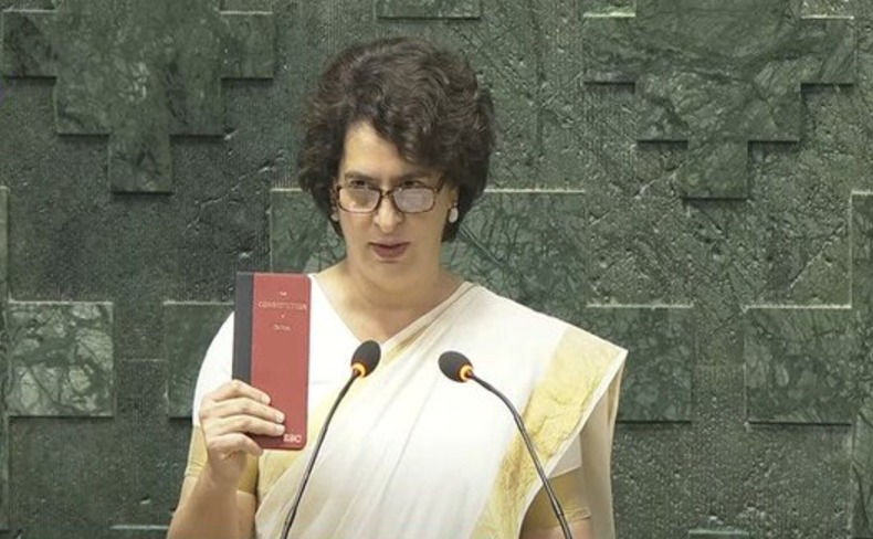 Priyanka Gandhi, Priyanka Gandhi photo, Rahul Gandhi, Rahul stopped Priyanka, Priyanka Rahul video,