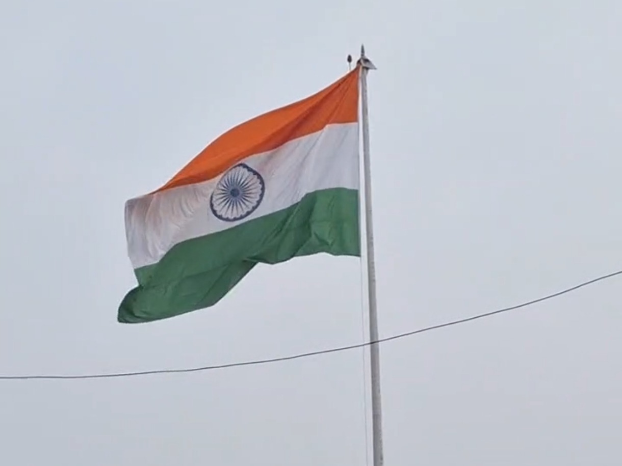 Saffron Flag Removed