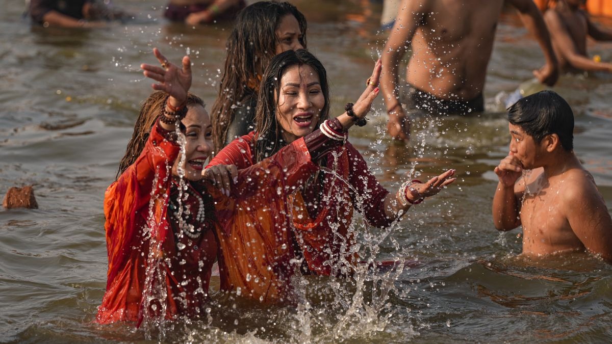 Maha Kumbh Amrit Snan 2025