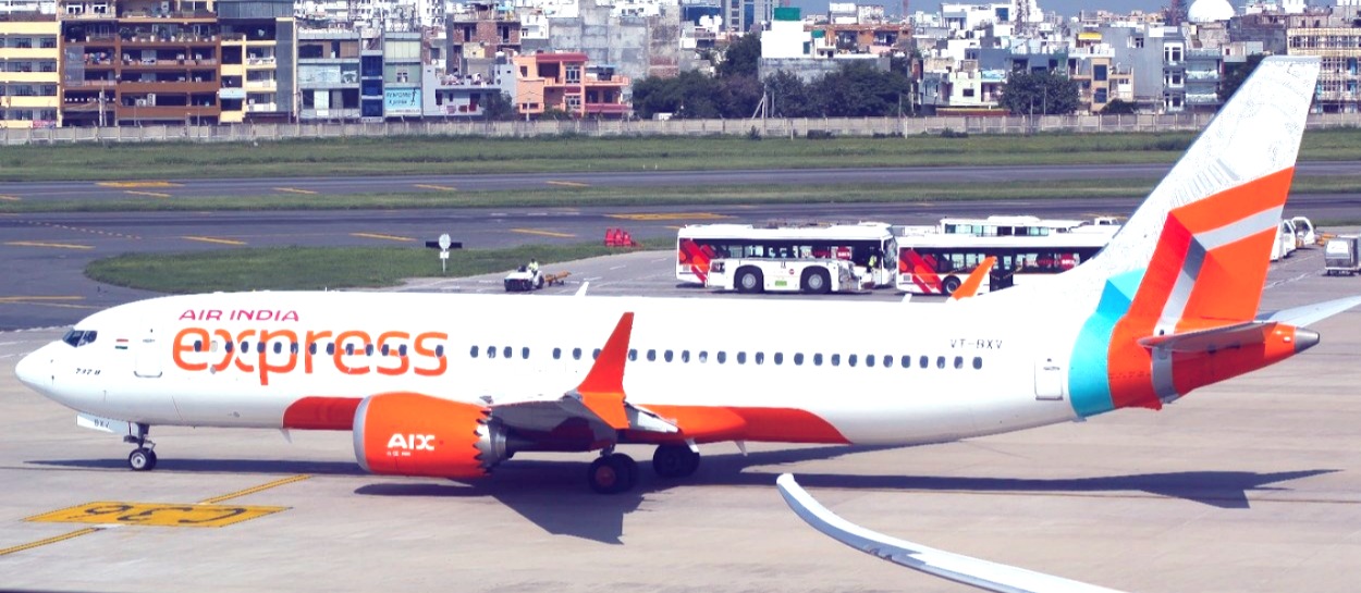 air india express pilot, pilot death, cardiac arrest, air turbulence, air india express pilot died
