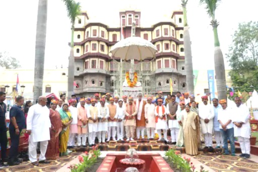 Devi Ahilyabai Holkar, Mohan Yadav, Indore Cabinet Meeting, Rajwada, MP Metropolitan Bill 2025,