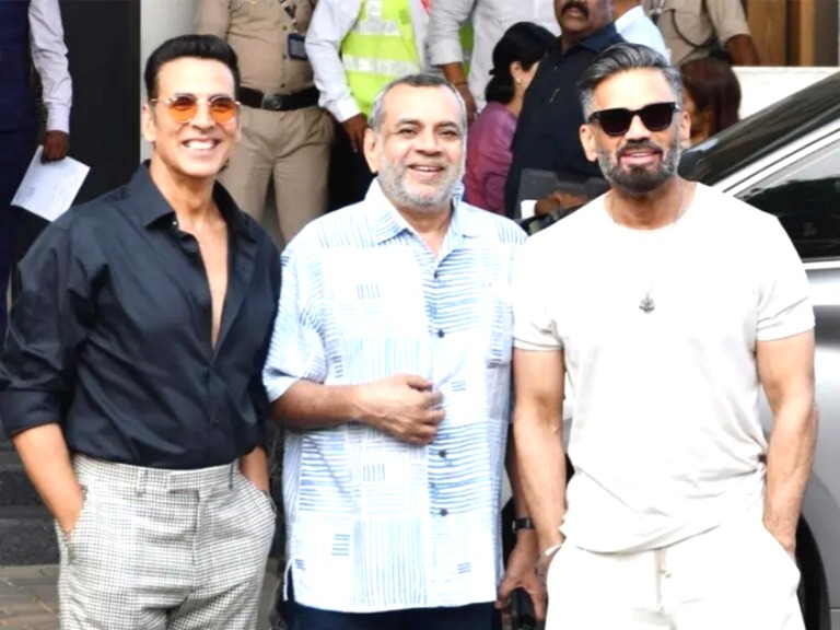 Hera Pheri 3, Akshay Kumar, Paresh Rawal, 25 crore lawsuit, Bollywood news, Priyadarshan