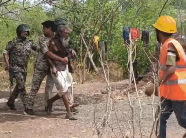Guna Demolition, Guna Police, Police Attacked, Encroachment Removal, Attack on TI, Guna News, MP News,