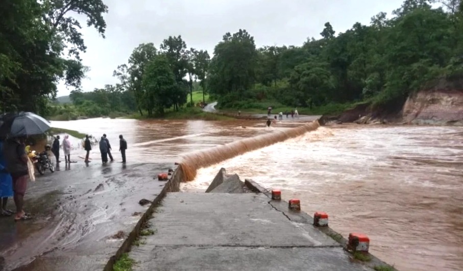 Madhya Pradesh Flood, MP Heavy Rain, CM Mohan Yadav, Madhya Pradesh relief work, flood affected districts, Madhya Pradesh, Bhopal waterlogging, Rajgarh building collapse,