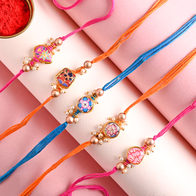 Raksha Bandhan 2025, Lucky Rashi Colors, Rakhi By Rakhi, Brother Sister Love, Rakhi Special Rakhi Colors, Rashi, Rakhi Colors zodiac sign, which color should the sister wear, which color should the brother wear, Religion News, Special Story, Happy Raksha Bandhan, Raksha Bandhan Muhurat,