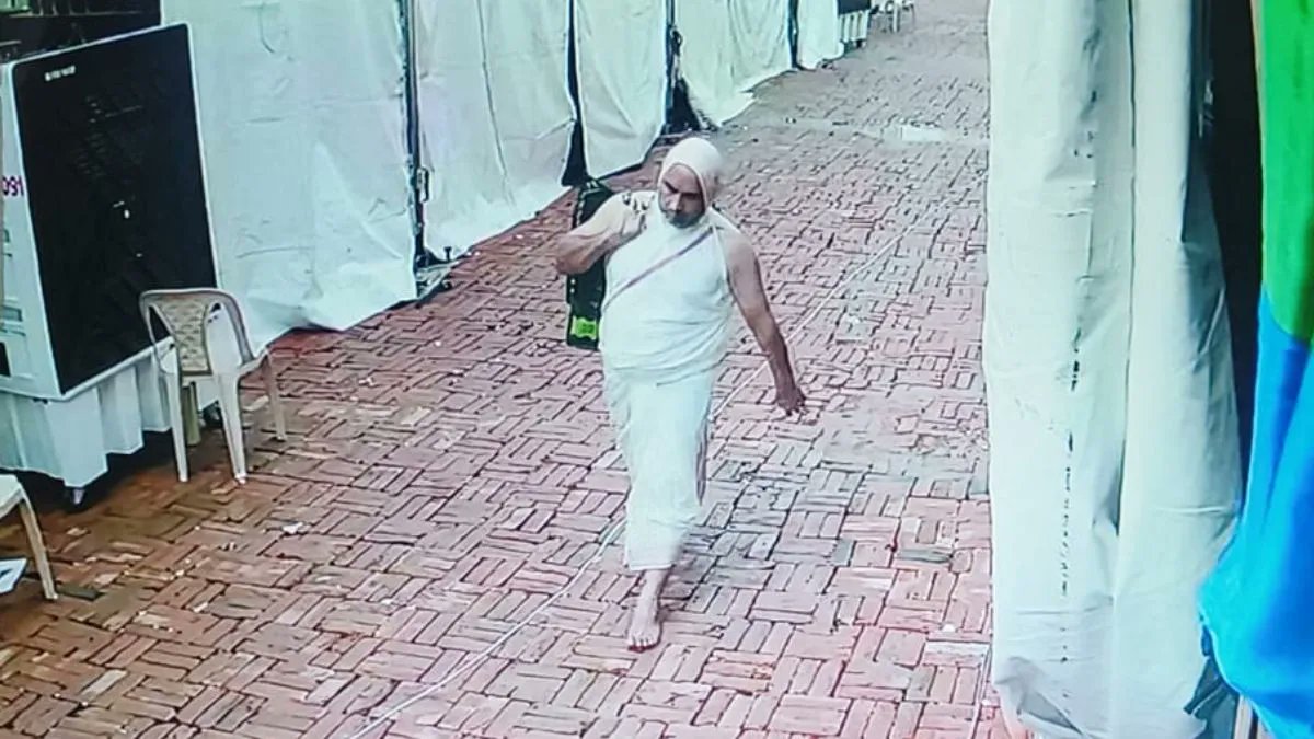 Red Fort Theft, Lal Qila Chorī, Jain Kalash Theft, Gold Kalash Theft, Delhi News, Om Birla Lal Qila, Red Fort Security, Delhi Police, delhi News, Hindi News, Trending News