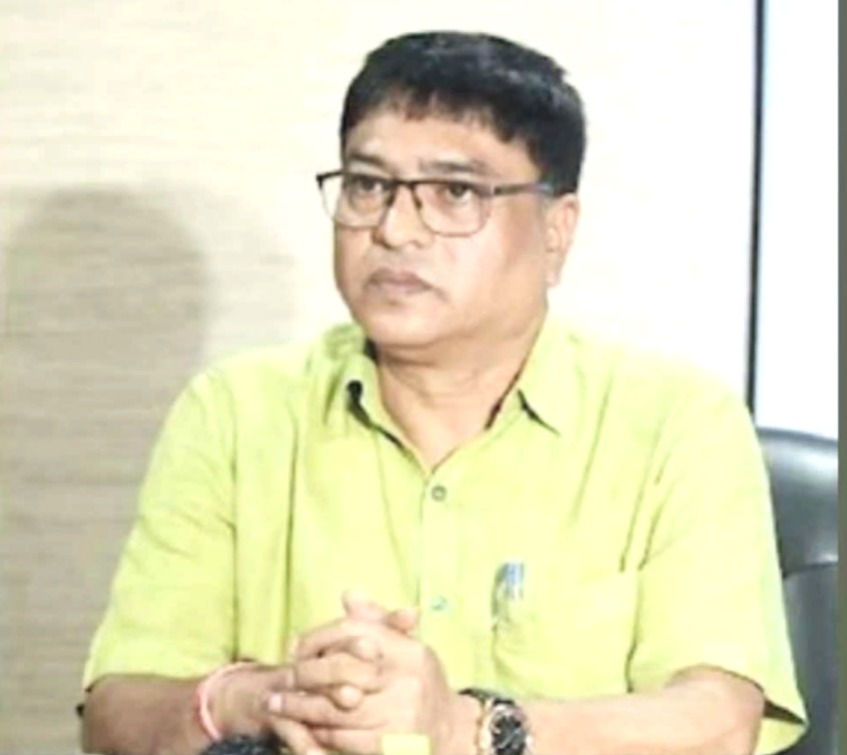 Madhya Pradesh News, PWD Notesheet, Chief Engineer Sanjay Maske, Satyanarayan Katha Notesheet, Government Officer Dispute, Puja at Government Residence, Mahaprasad Distribution, Public Works Department Bhopal, Misuse of Government Order, MP News, Satyanarayan Ki Katha, Satyanarayan Puja, Bhopal