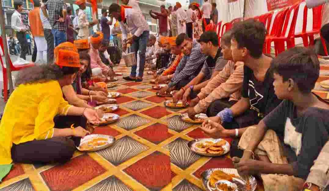 Trump Terahvi, Trump Terahvi Bhopal, Bhopal Trump protest, 50% tariff protest, Bhartiya Gan Varta Party, Trump funeral feast, Trump funeral, US India trade war, impact on India exports, Shivkant Shukla, GTRI report, bhopal news, mp news, madhya pradesh