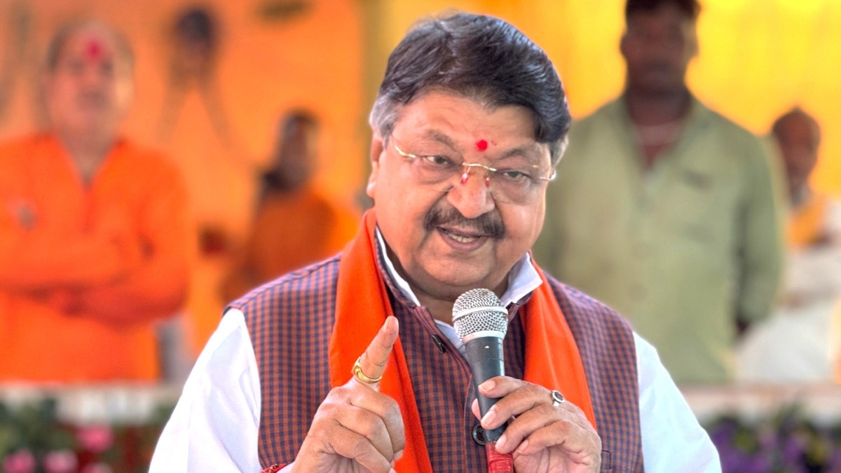 Kailash Vijayvargiya, Rahul Gandhi, Priyanka Gandhi, Kailash Vijayvargiya controversy, Kailash Vijayvargiya statement, Kailash Vijayvargiya KISS, Indian culture, Madhya Pradesh, MP News, kiss controversy, Jitu Patwari, Congress, BJP,