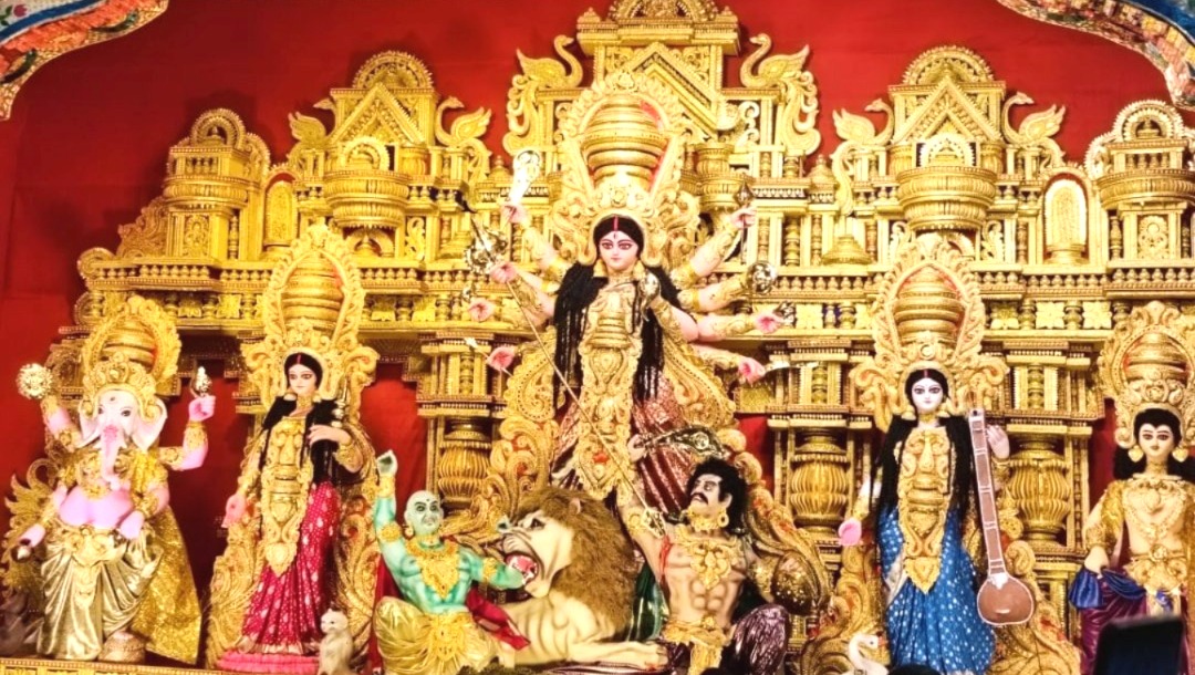 Durga Puja 2025, Kolkata Durga Puja, Durga Puja Navratri Difference, History of Durga Puja, Durga Puja, Bengal, Sindoor Khela, Why celebrate Durga Puja, Durga Puja Significance, Religion News, Special Story, Kalibari, Mahalaya, Pushpanjali