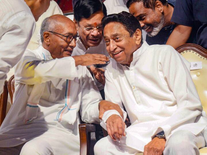 Digvijay Singh, Kamal Nath, Madhya Pradesh Politics, BJP, Congress, Kamal Nath Digvijay Singh meeting, fall of Madhya Pradesh government, Jitu Patwari, Umang Singhar, Pannalal Shakya, Ashish Agarwal, Shailendra Patel, Madhya Pradesh, Bhopal News