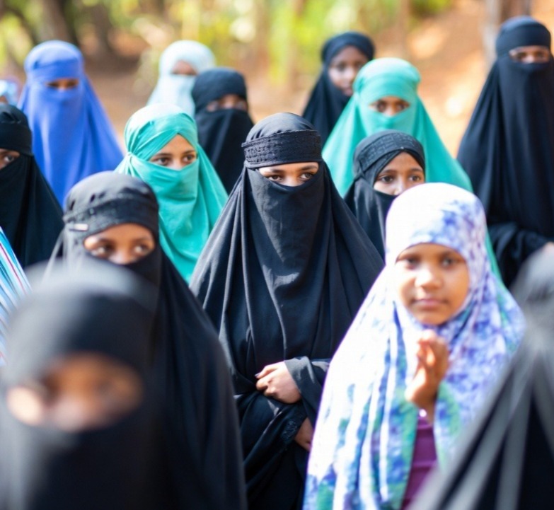 Female Genital Mutilation, FGM, Supreme Court, POCSO Act, Dawoodi Bohra, Women Rights, Child Rights, Central Government Notice, Religious Practice, WHO, Human Rights, Article 21, Protection of Children, Mahila Khatna, Khatna, Muslim