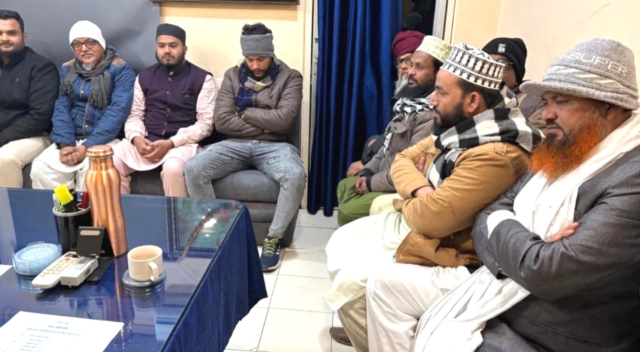 Ratlam, Quran burning, Quran, holy Quran, Ratlam Quran burning, Jaora, Ratlam news, teacher Atiya Khan, Muslim community protest, police station siege, BNS Section 299, Madhya Pradesh, mp news, religious sentiments hurt, Ratlam police action,