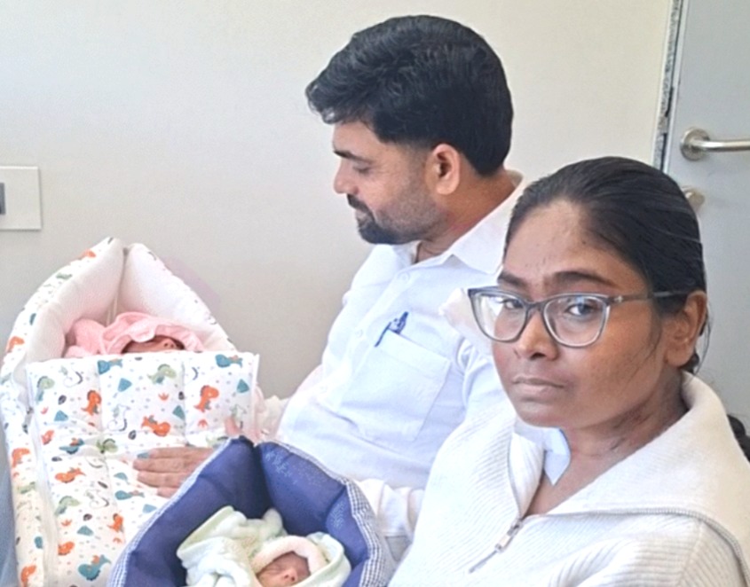 World's first medical case, woman becomes a mother after a heart attack, kidney failure and pregnancy, baby born after heart stopped for 7 minutes, pregnant woman on dialysis, Indore's Jagriti Kushwaha medical miracle, multi-organ failure and pregnancy, successful high-risk pregnancy, nephrologist Dr. Sunny Modi, premature birth of twins