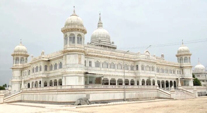 Ashoknagar Anandpur Dham Controversy 