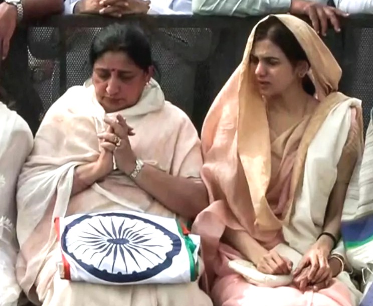 Ajit Pawar, Ajit Pawar Wife, who is Sunetra Pawar, Ajit Pawar death, Sunetra Pawar Deputy CM, Maharashtra politics, NCP merger, Sharad Pawar, Baramati by-election, Praful Patel, NCP president, Maharashtra, Ajit Pawar plane crash