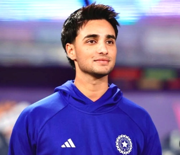 India vs Pakistan T20 World Cup 2026, Salman Ali Aga Press Conference, Suryakumar Yadav Handshake Controversy, Operation Sindoor Indian Army, Babar Azam Form News, Usman Tariq Bowling Action, Ind vs Pak Colombo Match Update,