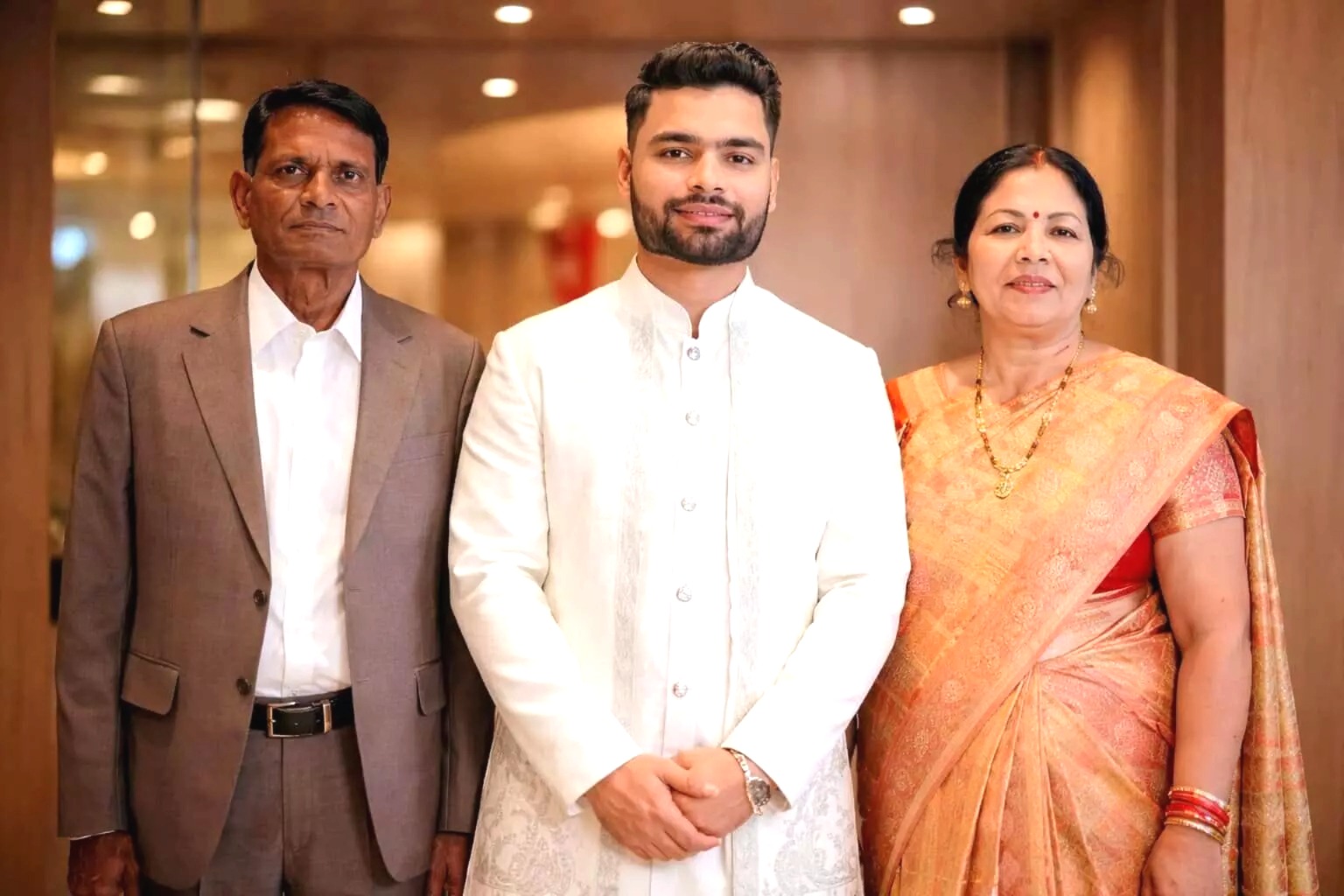 Rinku Singh's father passes away, Rinku Singh Father Death, Khanchand Singh Cancer, Rinku Singh Aligarh, Priya Saroj Rinku Singh, Rinku Singh News Hindi, Cricketer Rinku Singh Struggle, T-20 World Cup Rinku Singh.