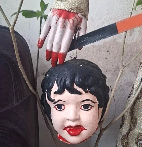 Indore Holika Dahan 2026, effigies of accused mothers, Paurush Sanstha Indore, Bengaluru CEO case, child murder Indore, social awareness campaign, Holika Dahan message, Hindi news