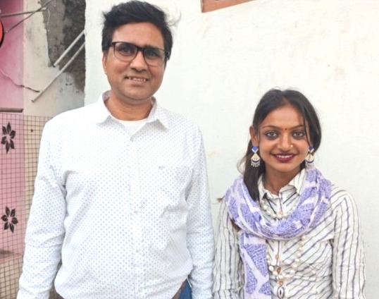 Monalisa wedding, Monalisa, Mahakumbh viral girl, Monalisa Farman Khan love story, Mahakumbh Rudraksha girl, Monalisa Kerala Story, Monalisa love jihad controversy, The Diary of Manipur, director Sanoj Mishra, Monalisa biography, Kerala interfaith marriage, mp news