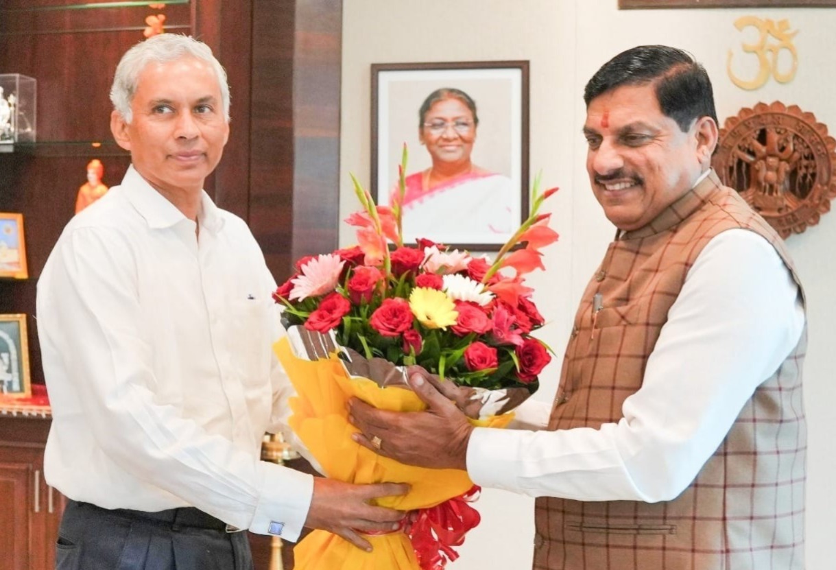 IAS Property Declaration 2024, MP Chief Secretary, Anurag Jain, Chhattisgarh CS Vikas Sheel Property, Rajasthan CS V Srinivas Assets, Richest IAS in MP, Manu Srivastava Assets, Chief Secretary, Anurag Jain Assets, mp news, Govt Officers Property, IAS Property Details