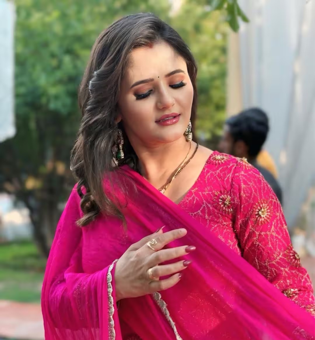 Anjali Raghav-Pawan Singh Dispute, Anjali Raghav, Pawan Singh, Haryana Women's Commission, Misconduct Against Bhojpuri Singer, Anjali Raghav's Role as Mata Sita, Anjali Raghav News, Pawan Singh Controversy, Haryanvi Actress Anjali Raghav